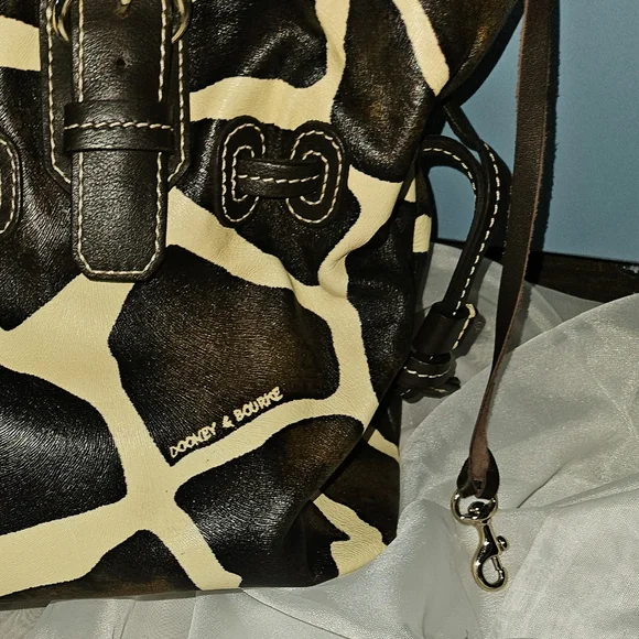 PRELOVED Dooney & Bourke Women Purse - Picture 7 of 16